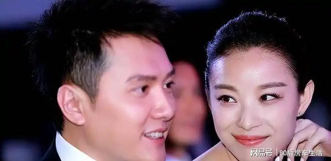 不雅照风波36岁再度凭刘德华翻红。ag真人平台第一游戏冯绍峰前女友因(图14)