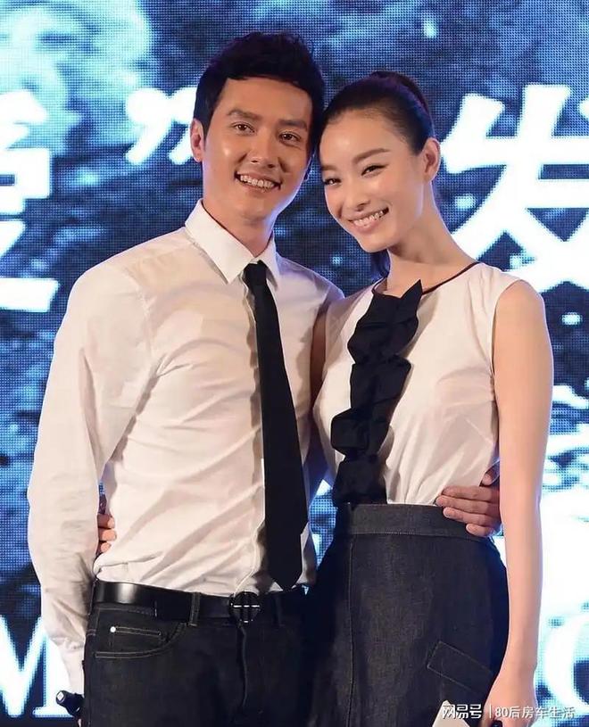 不雅照风波36岁再度凭刘德华翻红。ag真人平台第一游戏冯绍峰前女友因(图15)